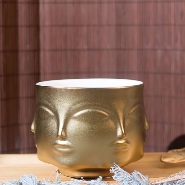 gold candle holder
