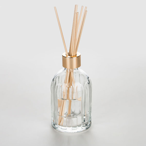 china glass diffuser bottle supplier