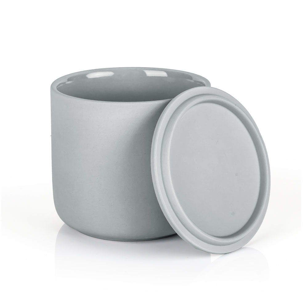 Jasnoszary porcelanowy pojemnik na świecę z pokrywką