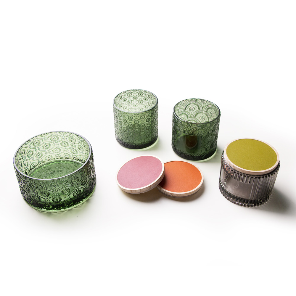 450،550،650 مل حامل شموع زجاجي منقوش جميل مع تصنيع غطاء خشبي من الجلد