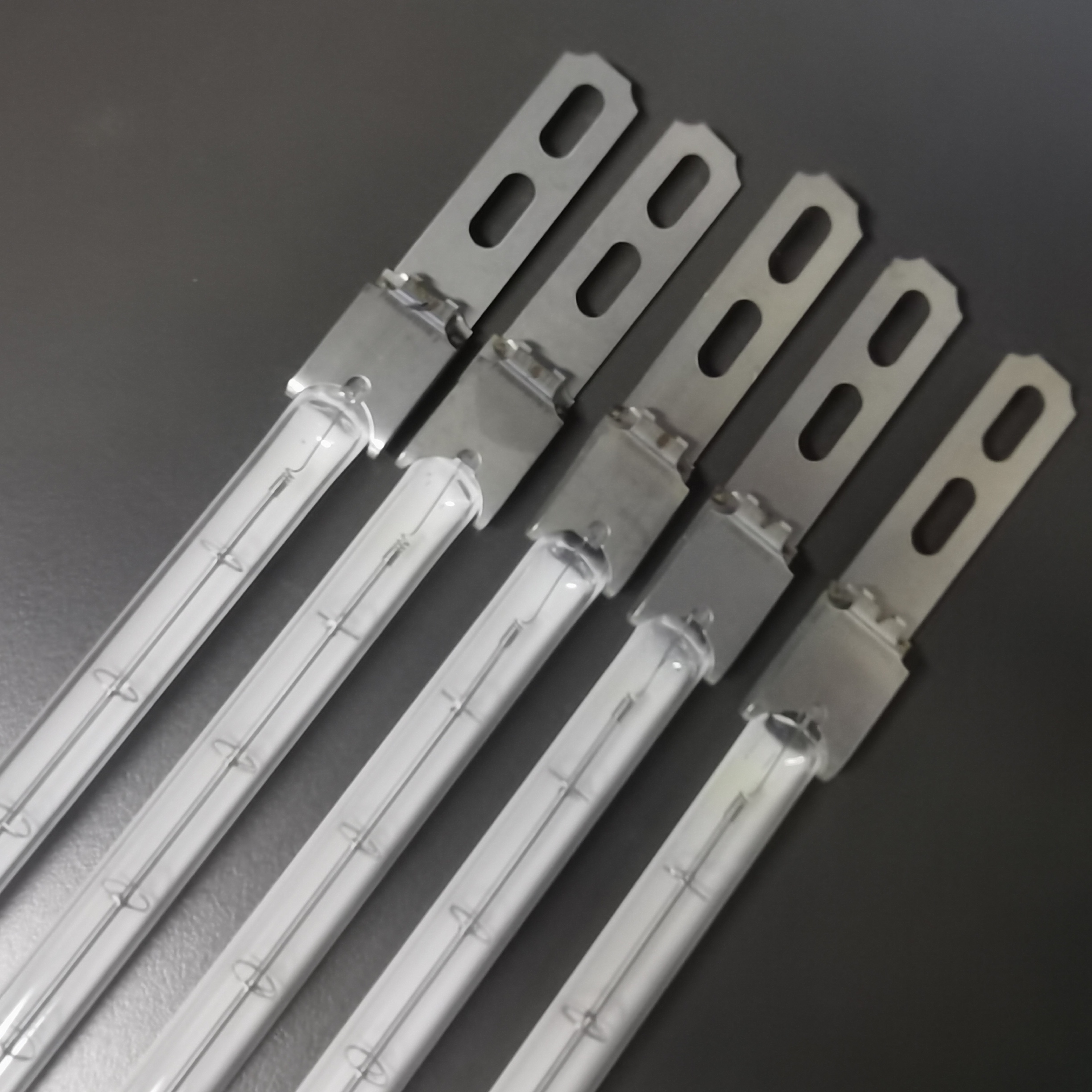 Wholesales Half White Plated Stainless Steel Heating Tube X-Clip Halogen Tungsten Wire Quartz Heater Lamp