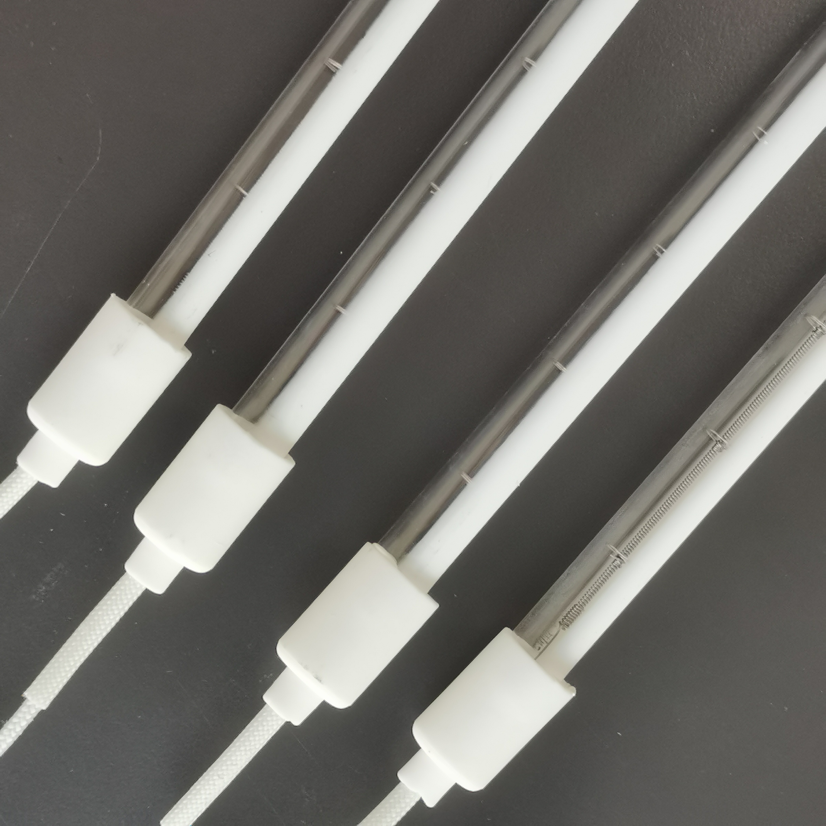 Quartz Glass Heating Tube 2000W Infrared Heating Lamp for PET Blow Molding Machine