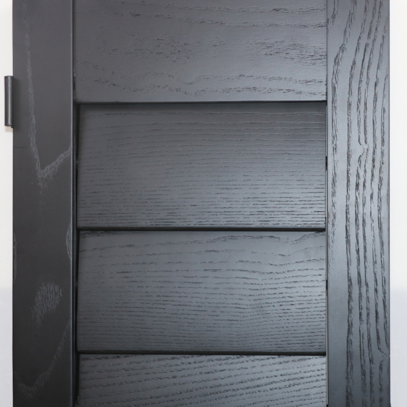Schwarzer Ashwood Shutter