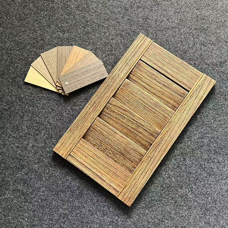 Geborsteld effect Paulownia Shutter