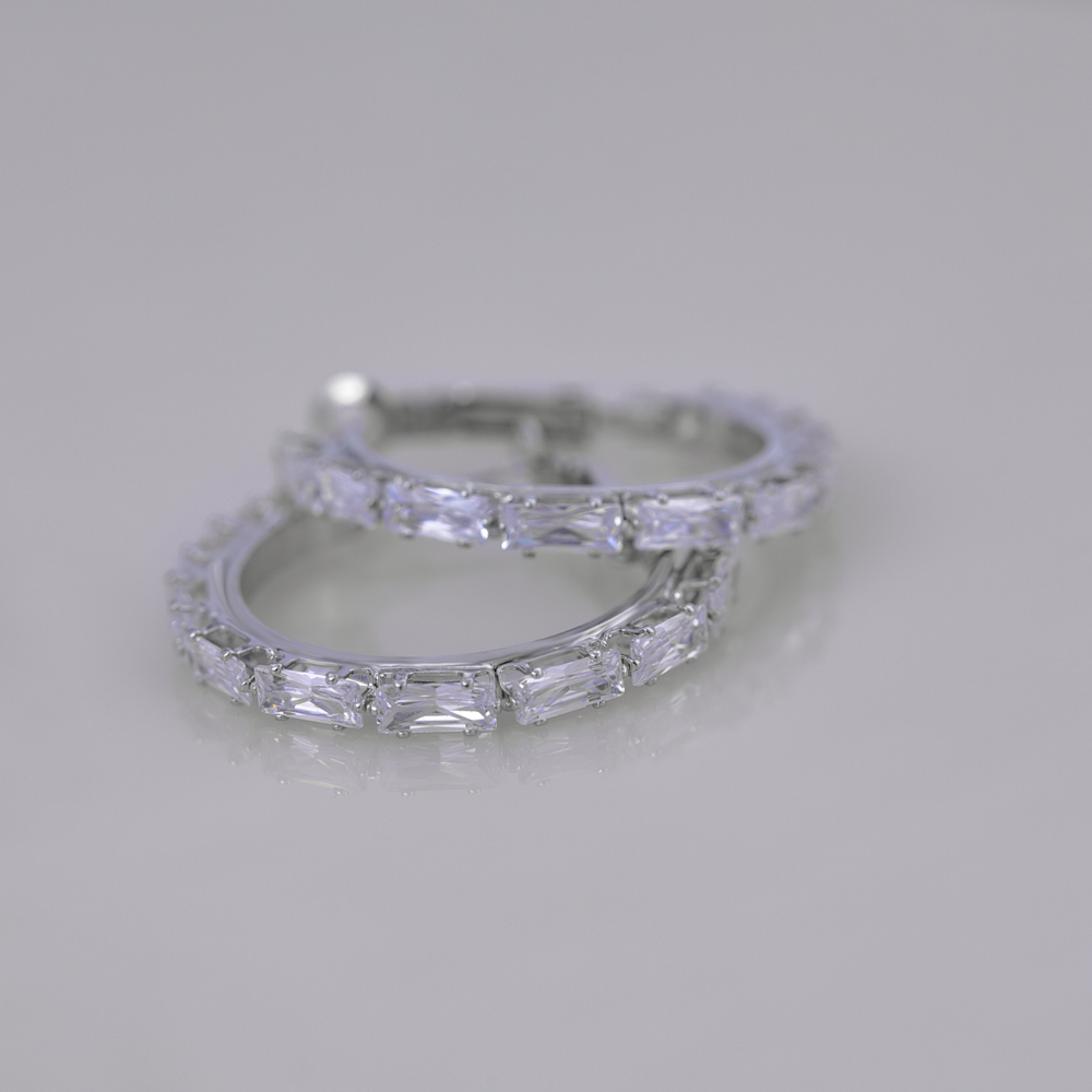 Изысканные модные хрустальные кубические серьги-кольца.