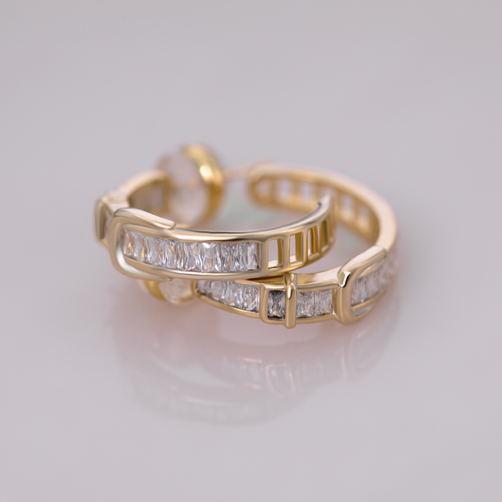 Geometrischer Schmuck Zirkon Ohrstecker.