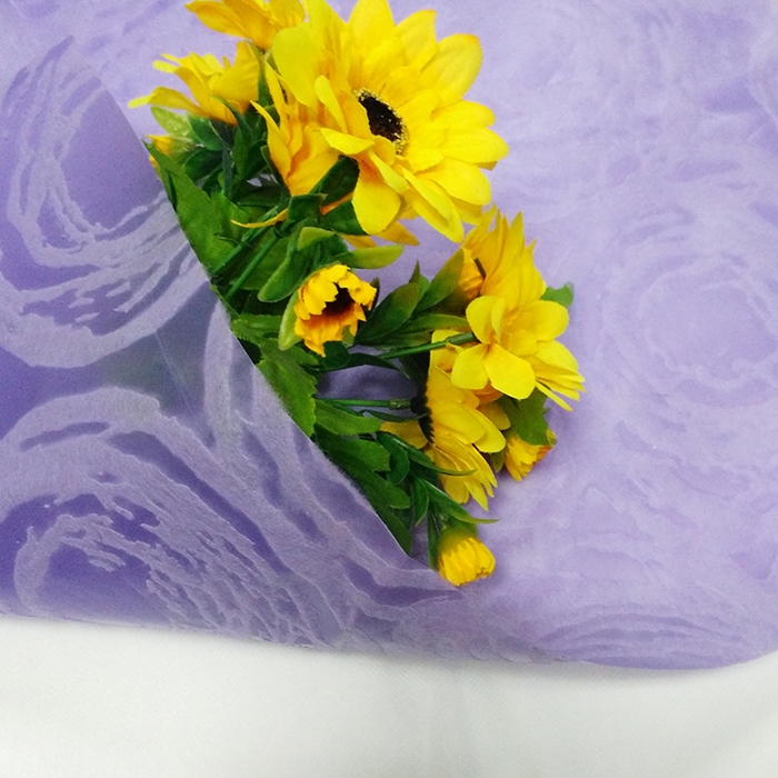 Carta da imballaggio per fiori in tessuto non tessuto goffrato Fabbrica di tessuto non tessuto per imballaggi floreali in Cina