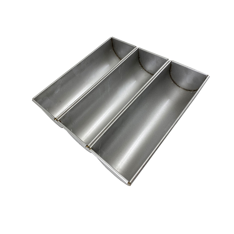 Molde para hornear pan de aluminio hecho a mano con 3 cavidades