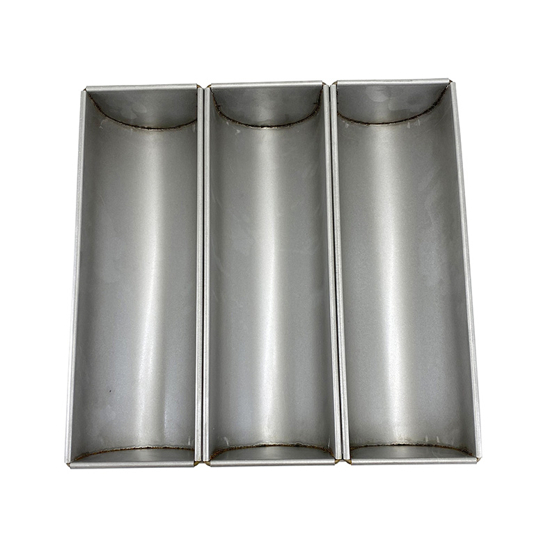 Molde para hornear pan de aluminio hecho a mano con 3 cavidades