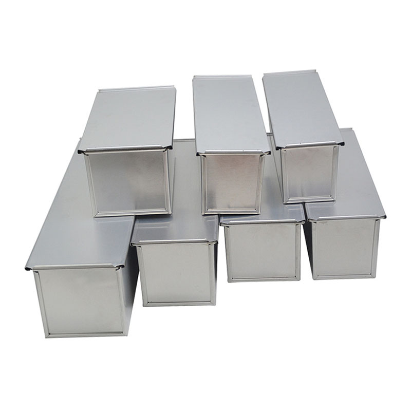 صواني خبز توست من الألومنيوم غير لاصقة مع غطاء