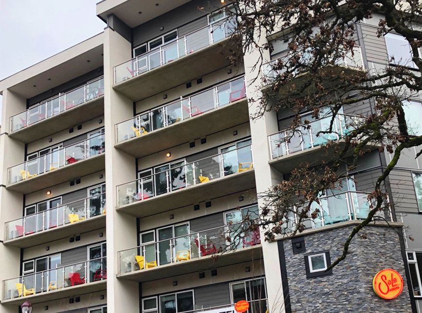 China Glass Balustrade projects for hotel in BC, CANADA manufacturer