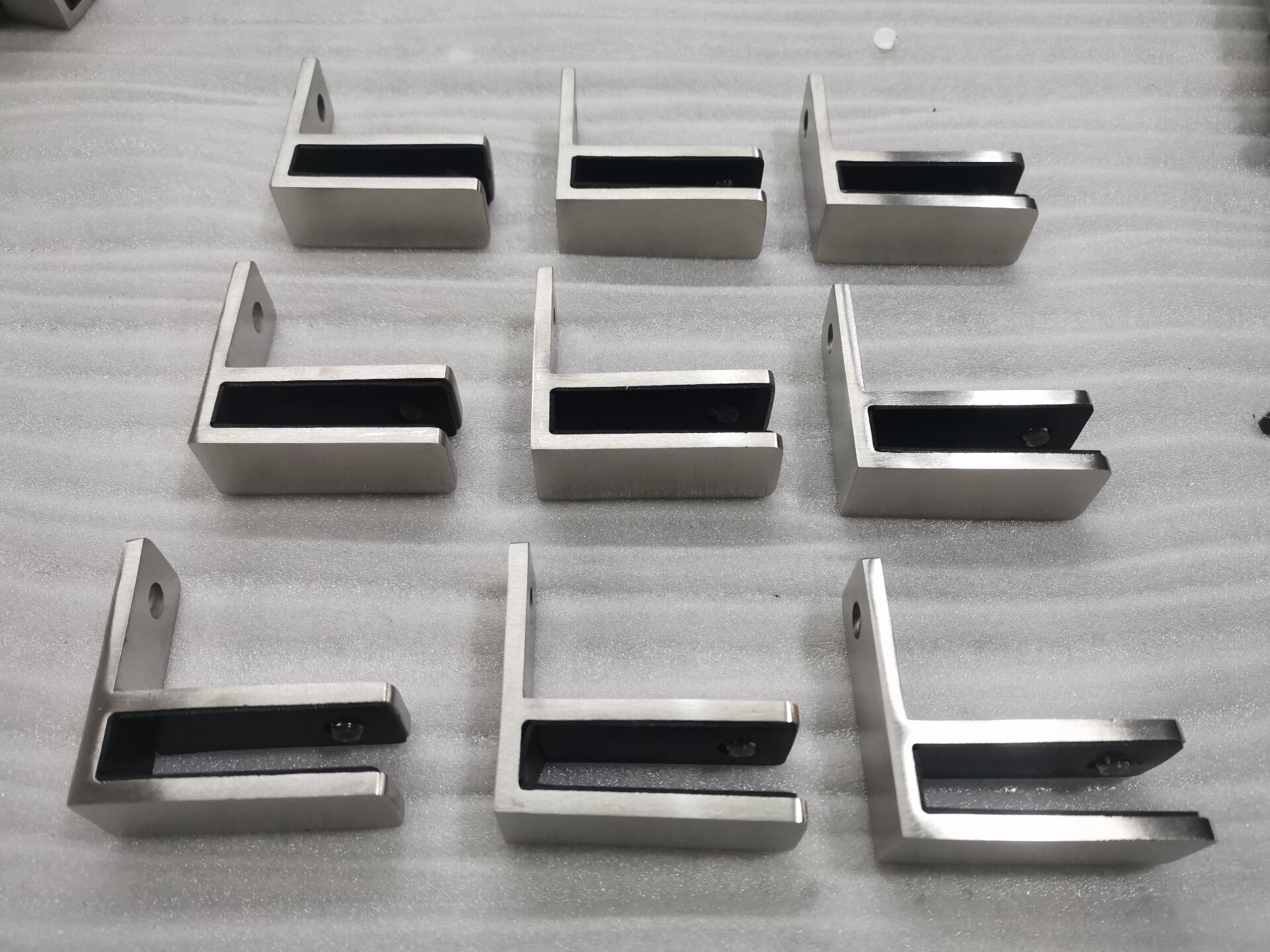 316 Stainless Steel Square Wall Mounted Glass Clamp Clip Bracket Holder on Tempered or Laminated Glass