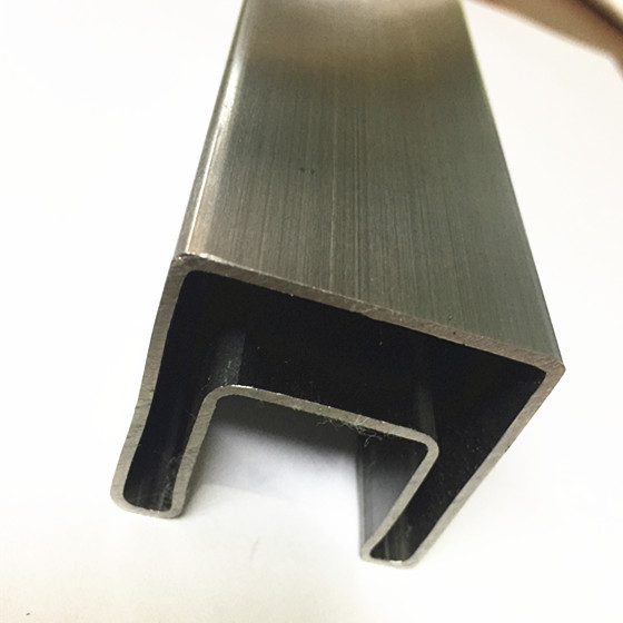 ل 316 فتحه مربعة درابزين أنبوب 40x40mm مع فتحه 24x24mm