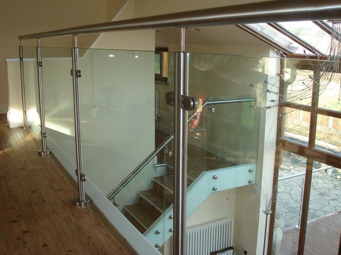 Balcony Railing Stainless Steel Railing Glass Balustrades Post & Handrails
