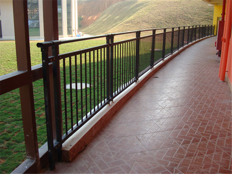 Balustrady stalowe balustrady balkonowe metalowe