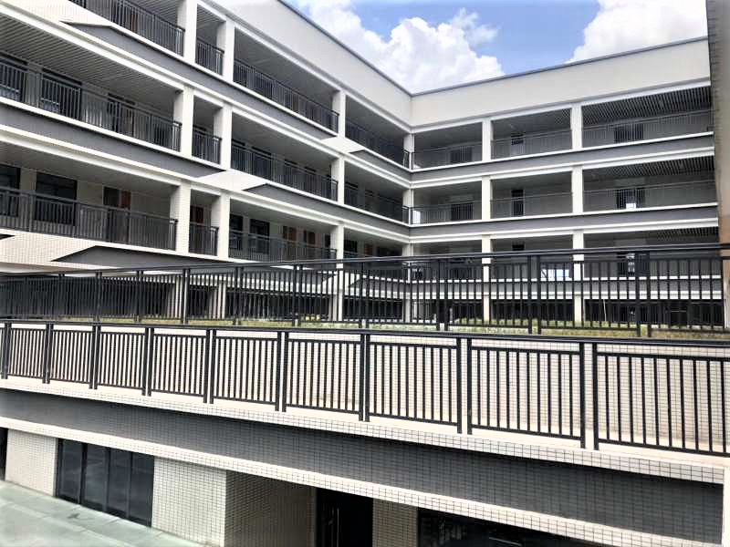 Musta väri alumiininen parvekekaide