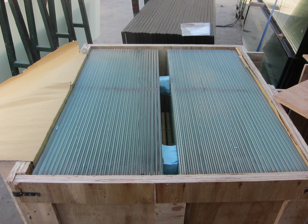 Modern Style Glass Stair Railing Balustrade Factory Direct Balustrade Glass Laminated Glass for Balcony