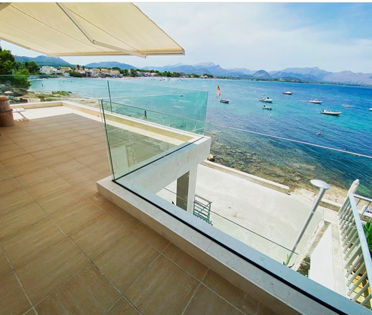 Hardware per ringhiera in vetro con canale a U in alluminio con balaustra senza telaio