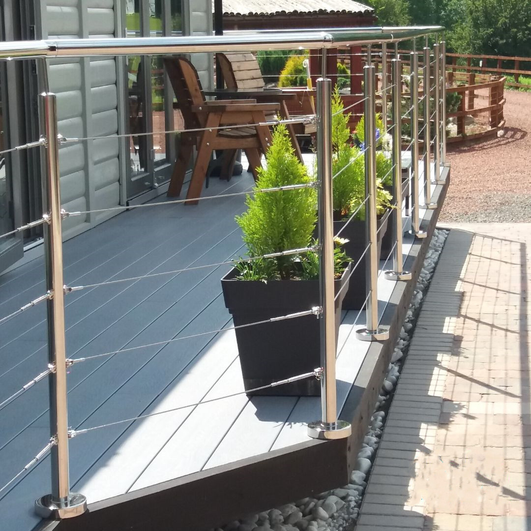 Горячая распродажа INOX Нержавеющая сталь Balustrade Post Кабельная перила тростника