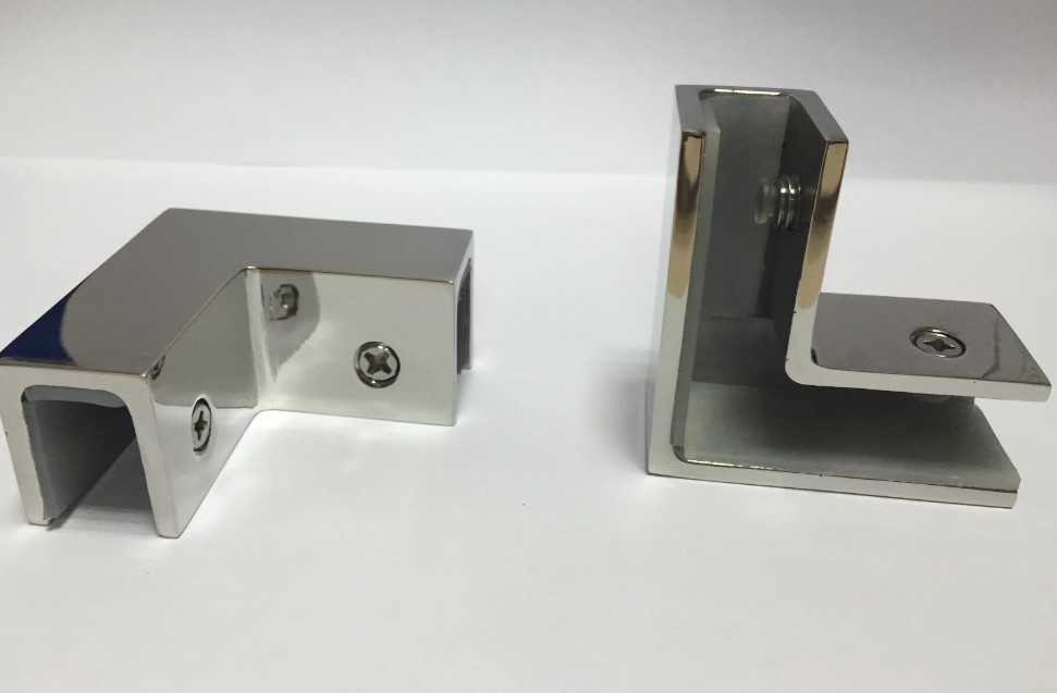 High Quality 90 Degree Glass Corner Clamp Tempered Glass Railing Hardware