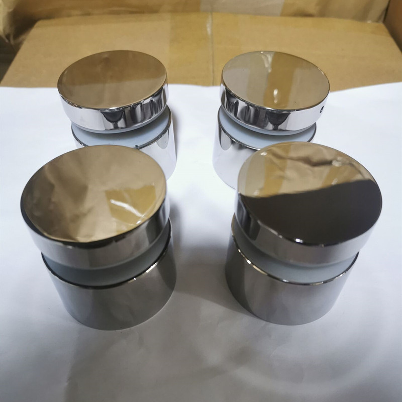 Hochwertiger Edelstahl 50 * 30mm Feste Glasabstand für rahmenlose Geländer