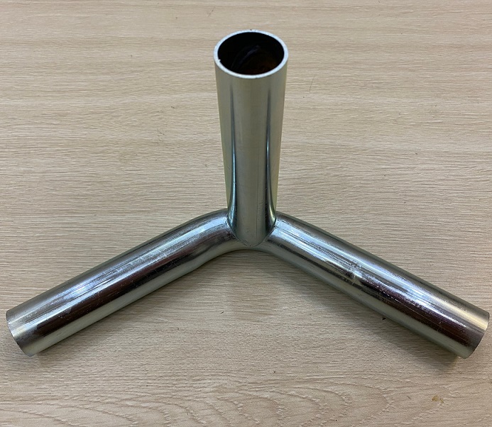 Manufacturer Kebil 120 Degree Galvanized 3 Way High Peak Edge Fitting