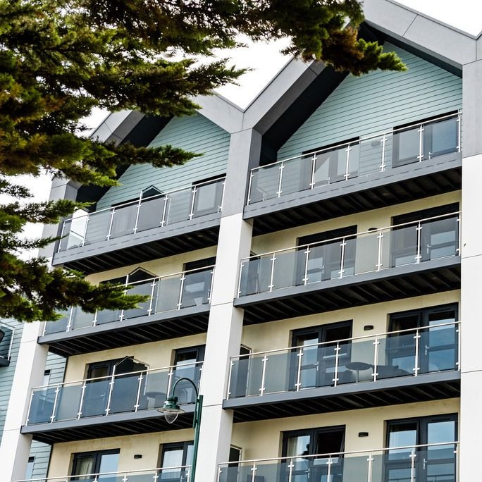 Безопасность Балкон / лестница стеклянные перила из нержавеющей стали стеклянная балюстрада