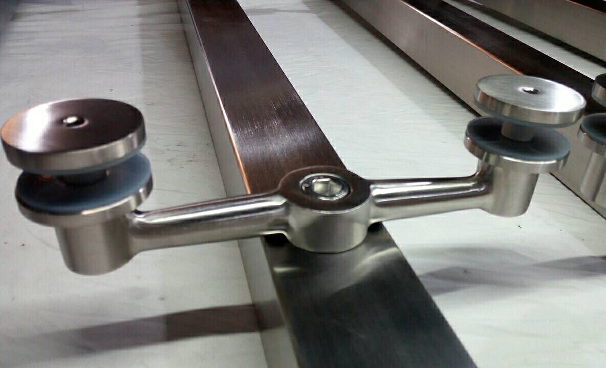 Spider balustrade post with adjustable standoff attached stainless steel 316 for 1/2 inch glass railing design