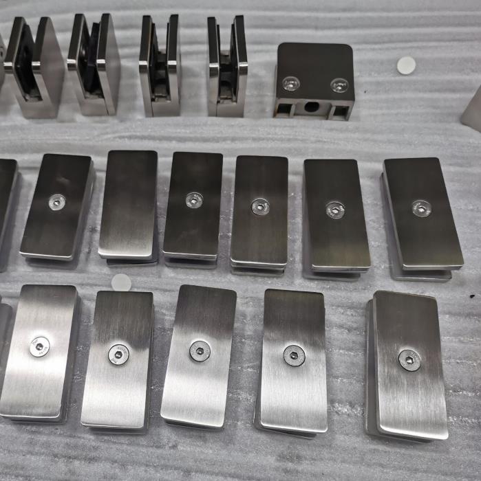 Square 80x35mm 180 Grad Glas an Glasclip