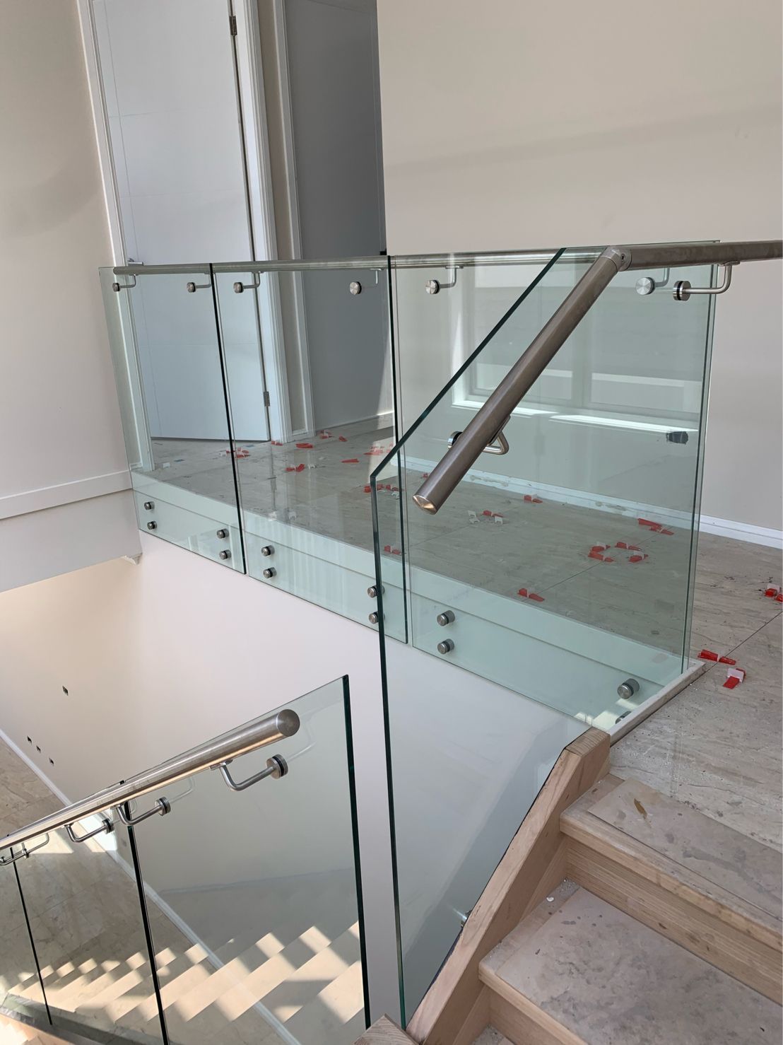 Stainless Steel Glass to Round Handrail Bracket