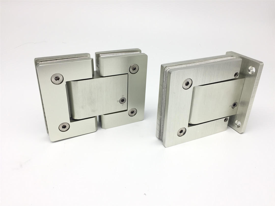 Wytrzymały zacisk ze stali nierdzewnej Regulowany obrotowy ekran Zawias prysznicowy do szklanych drzwi do łazienki