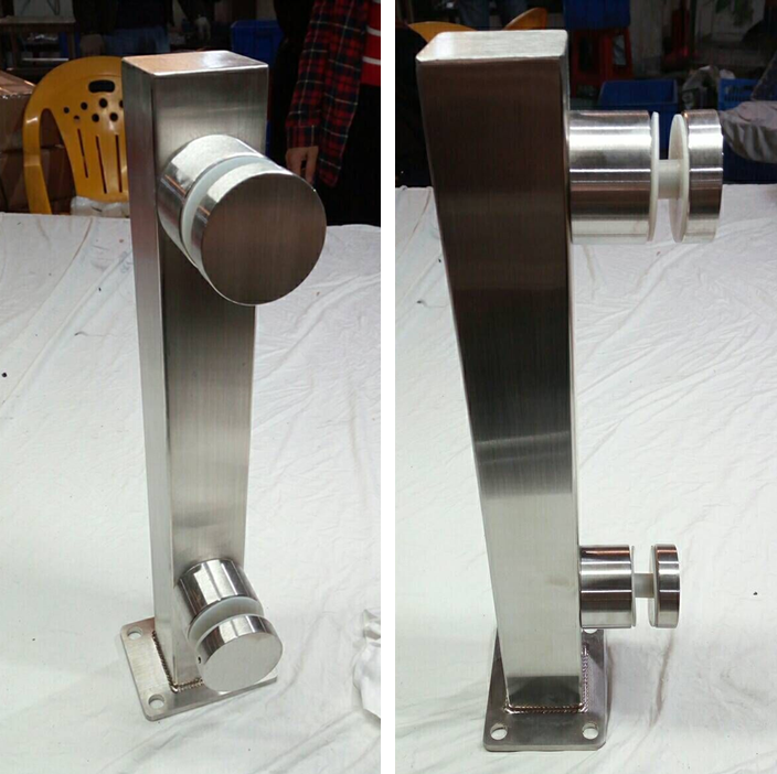 Stainless Steel Short Glass Balustrade Post for Topless Glass Railing Designs