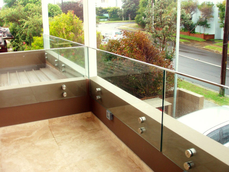 فرملس الزجاج درابزين التجهيزات فتحة السكك الحديدية درابزين الفولاذ المقاوم للصدأ المواد 316L