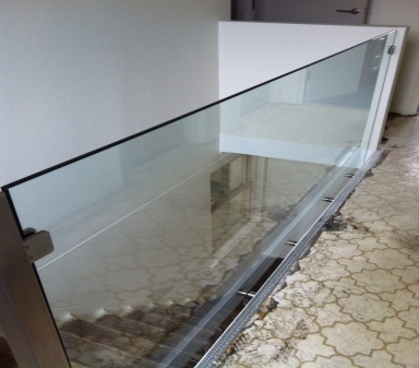 glass railing fitting stainless steel square type glass balcony clamp for fix