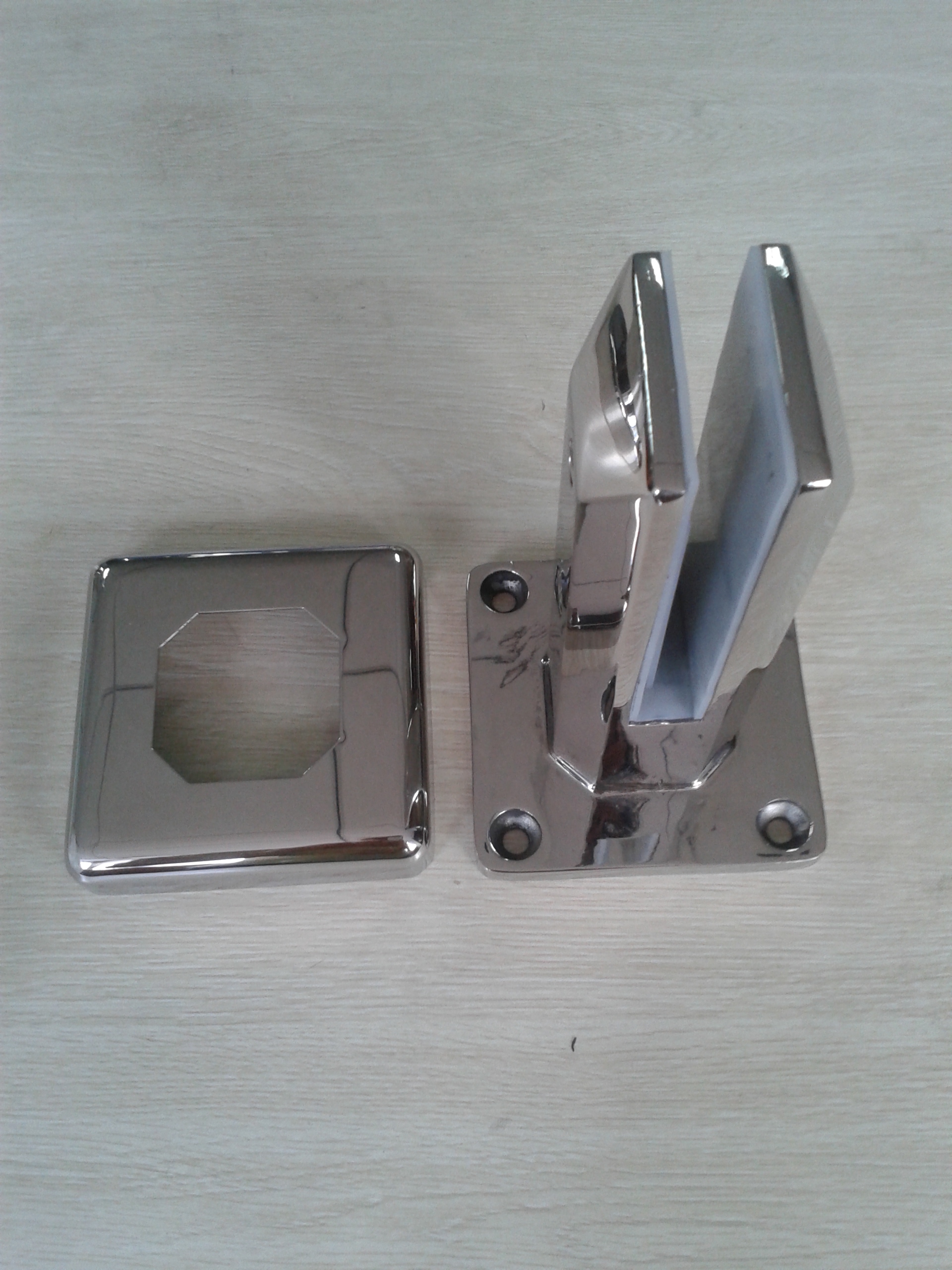 square base plate glass spigot