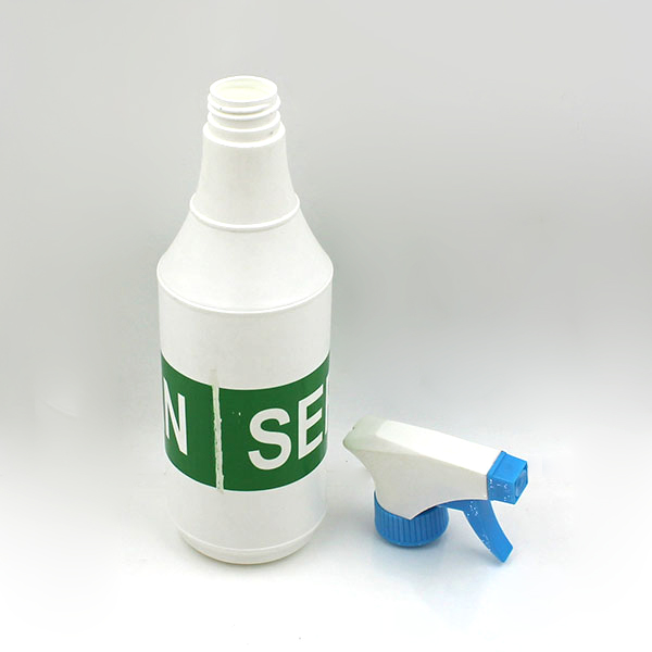 white trigger spray bottle