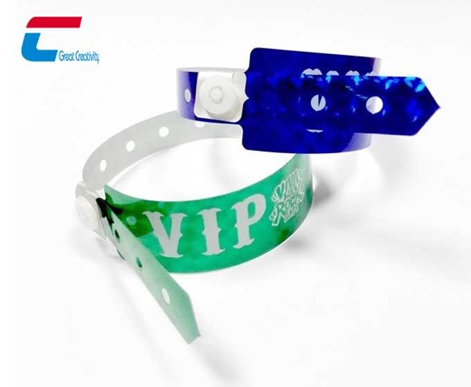 Aangepaste groothandel RFID wegwerp PVC-chip polsband evenement muziekfestival armband