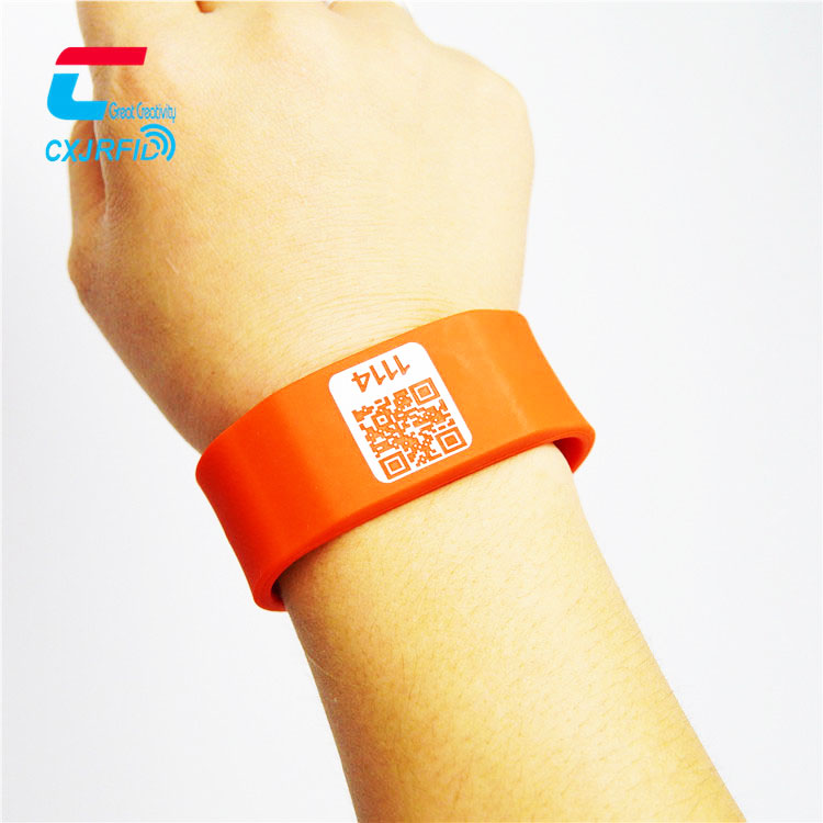 Pulseira RFID por atacado personalizada Pulseira NFC de rastreamento de longa distância para crianças/idosos