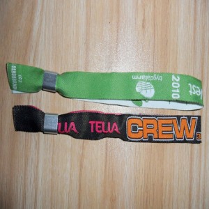 促进的织物 RFID 手镯