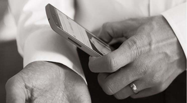 China NFC tags built into its garments to reward clients manufacturer