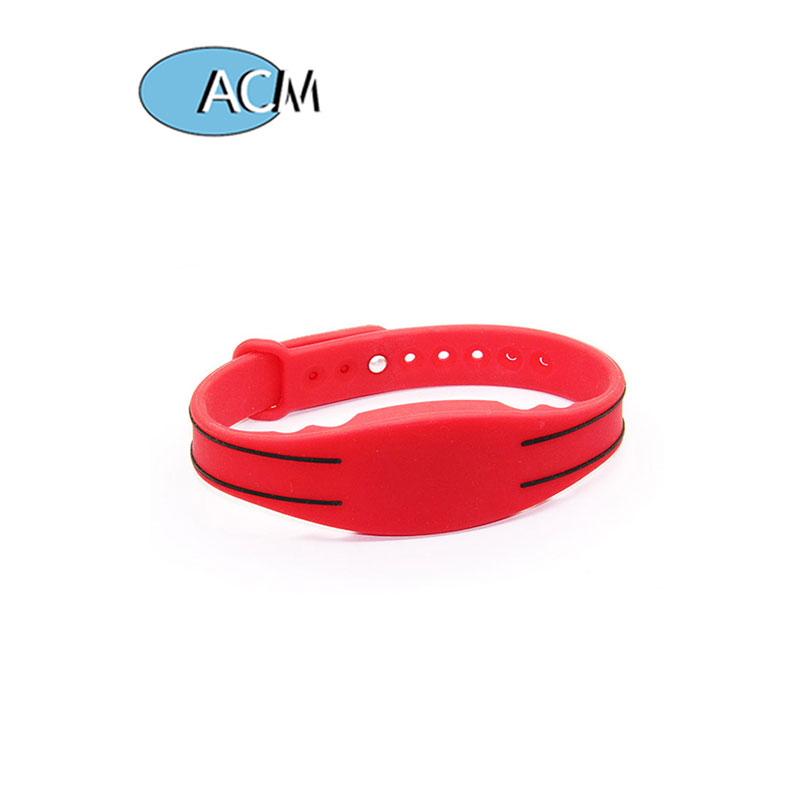 Security Football Water Park Play Ground Access Control Keychain Waterproof 13.56mhz RFID Silicone Wristband nd
