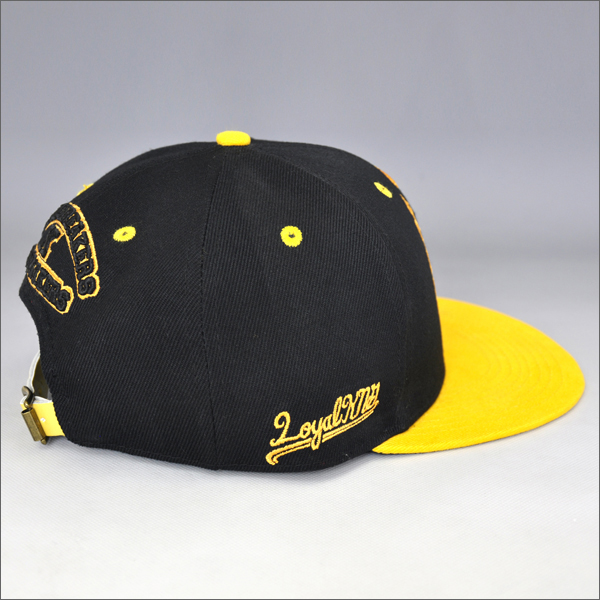 2013 new trendy snapback hat leather strap