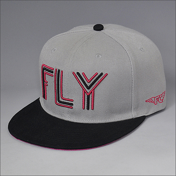 Custom 6 panel snapback cap