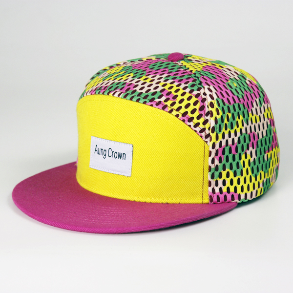 Custom fitted snapback hat