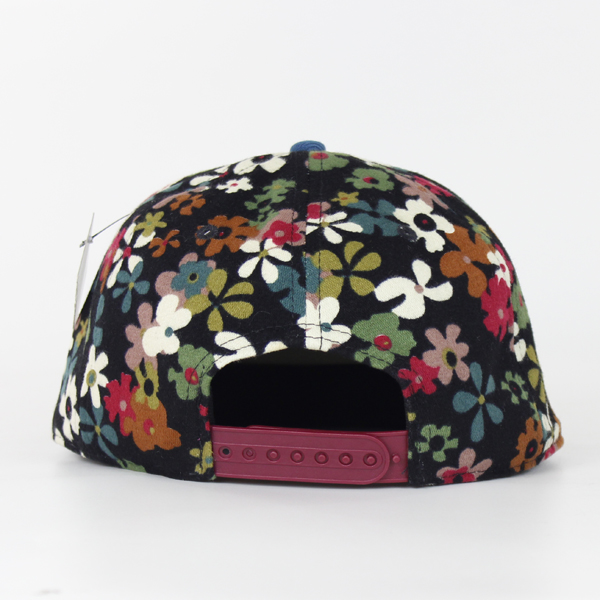 Flat brim snapback hat manufacturer