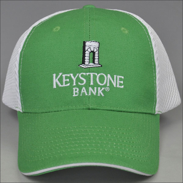 Green sandwich mesh trucker cap