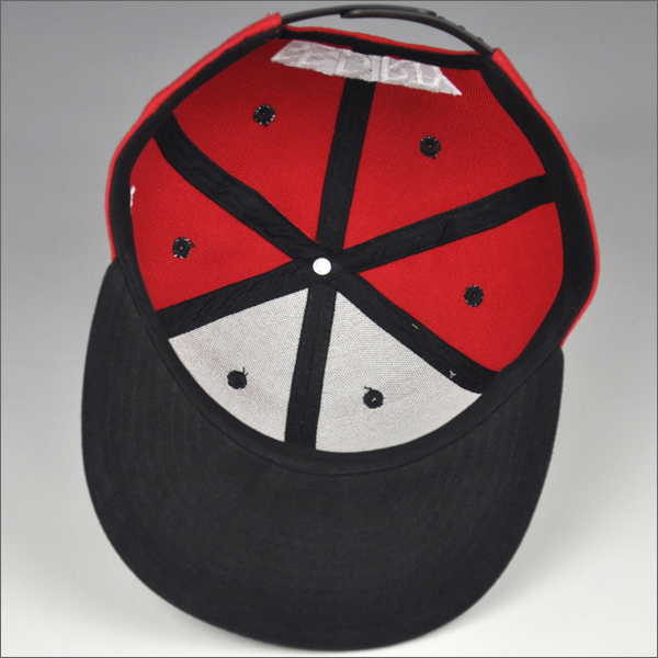 custom snap back hat with embroidery logo