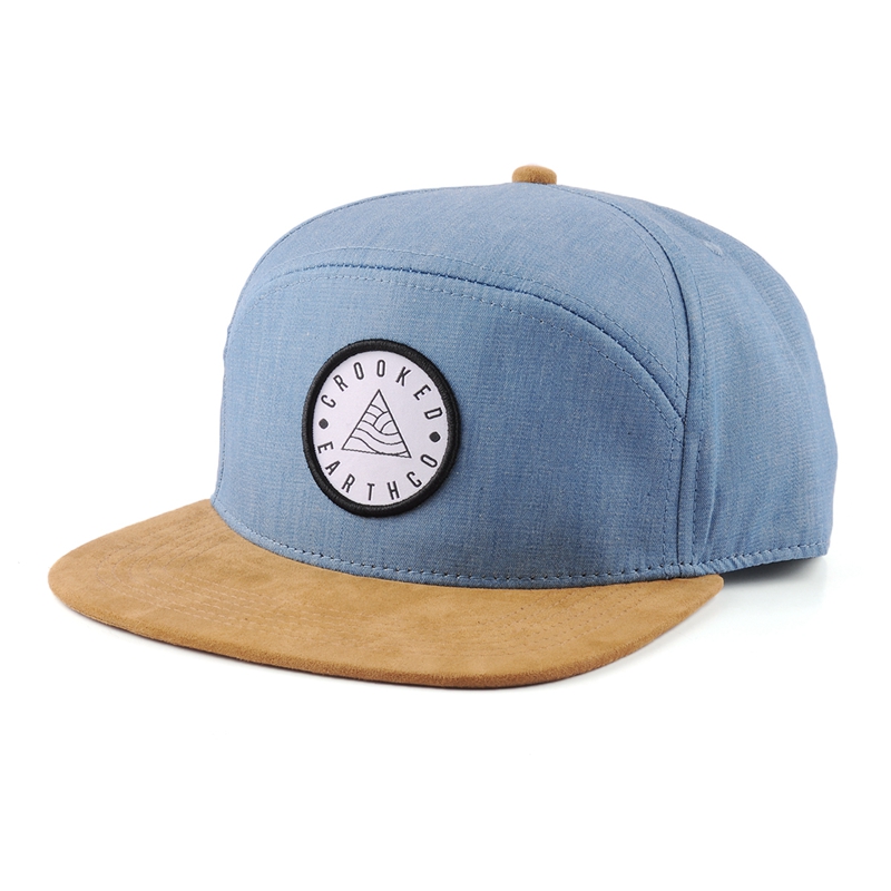 Cappelli con chiusura a scatto in denim con 6 bottoni in pelle scamosciata