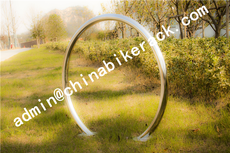 outdoor bike rack