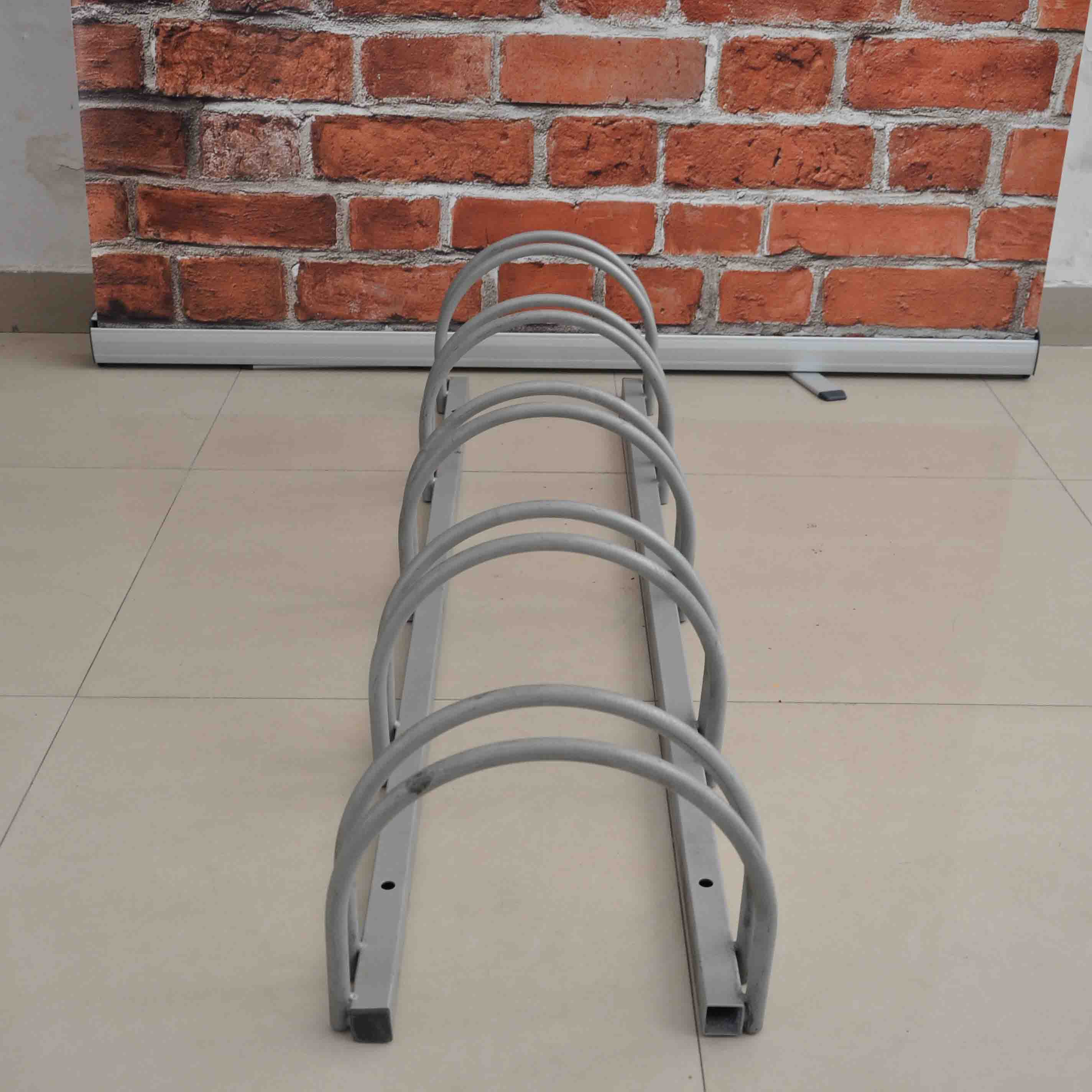 中国 户外家具金属落地式自行车展示架 4 辆自行车 制造商 户外家具金属落地式自行车展示架 4 辆自行车